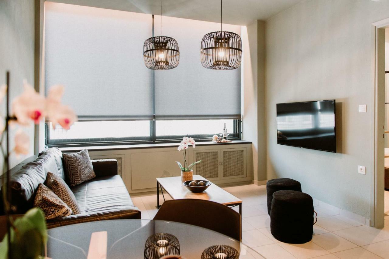 Luxury Living Apartment *